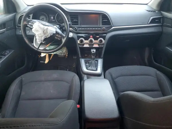 KMHD84LFXKU886689 2019 HYUNDAI ELANTRA - Image 8