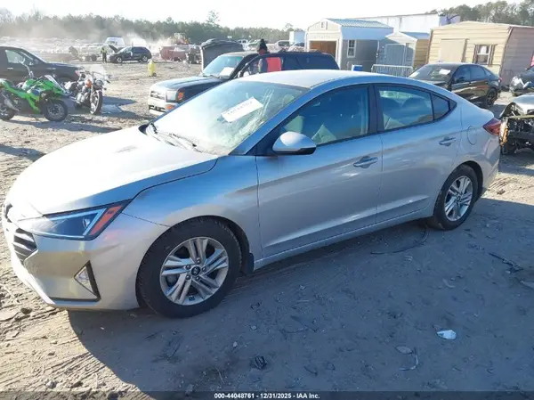 KMHD84LFXLU043996 2020 HYUNDAI ELANTRA - Image 2
