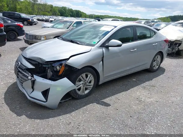 KMHD84LFXLU057851 2020 HYUNDAI ELANTRA - Image 2