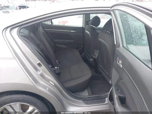 KMHD84LFXLU071944 2020 HYUNDAI ELANTRA - Image 8