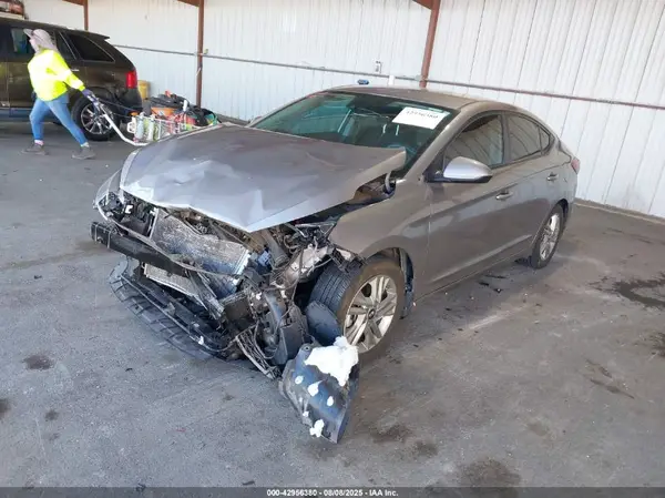 KMHD84LFXLU105798 2020 HYUNDAI ELANTRA - Image 2