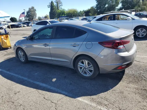 KMHD84LFXLU905503 2020 HYUNDAI ELANTRA - Image 2