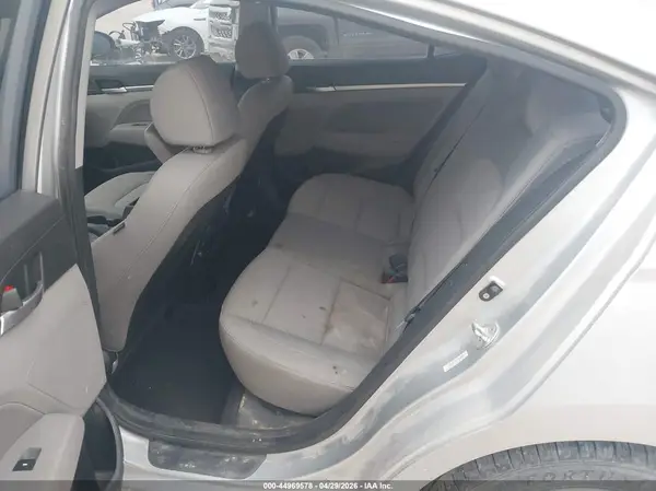 KMHD84LFXLU940588 2020 HYUNDAI ELANTRA - Image 8