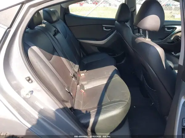 KMHDH4AE0GU477456 2016 HYUNDAI ELANTRA - Image 8