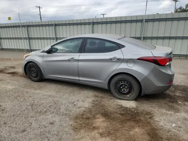 KMHDH4AE0GU478798 2016 HYUNDAI ELANTRA - Image 2