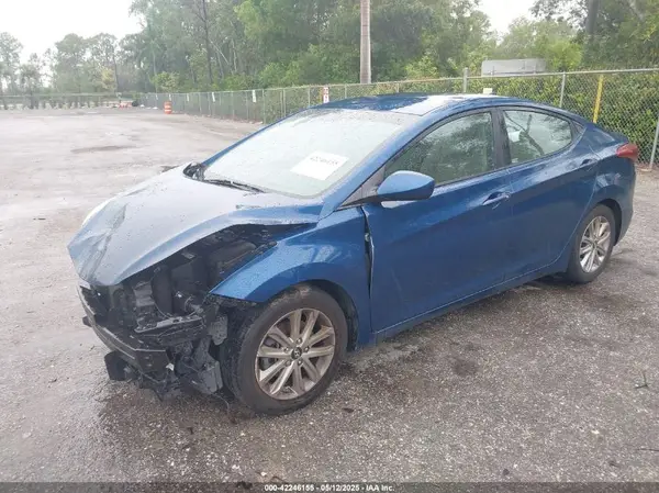 KMHDH4AE0GU480258 2016 HYUNDAI ELANTRA - Image 2