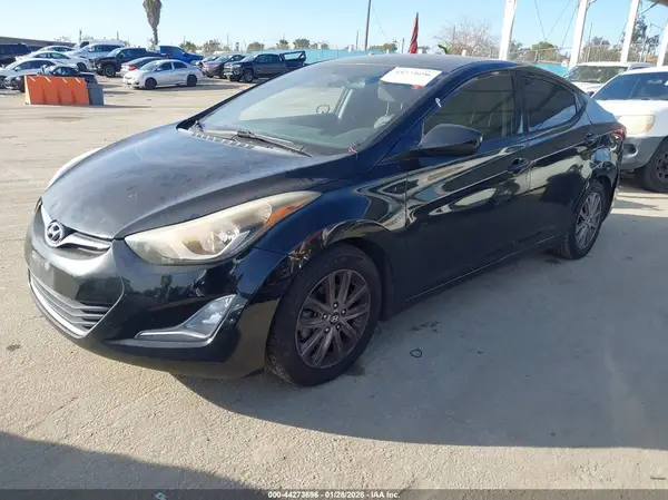 KMHDH4AE0GU480776 2016 HYUNDAI ELANTRA - Image 2