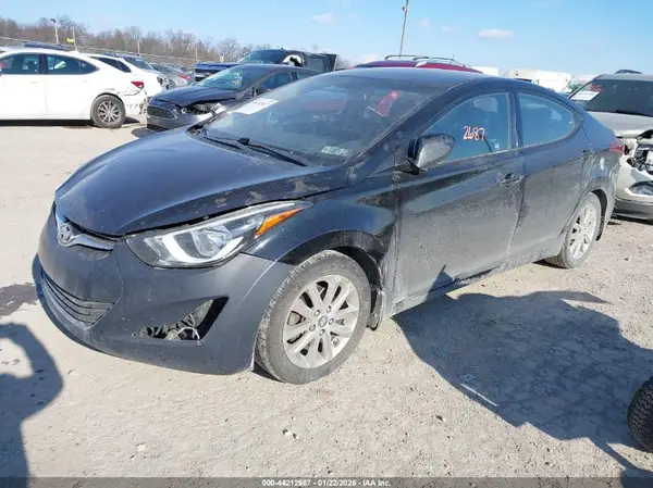KMHDH4AE0GU487842 2016 HYUNDAI ELANTRA - Image 2