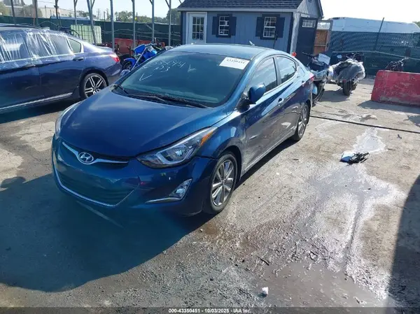 KMHDH4AE0GU492037 2016 HYUNDAI ELANTRA - Image 2