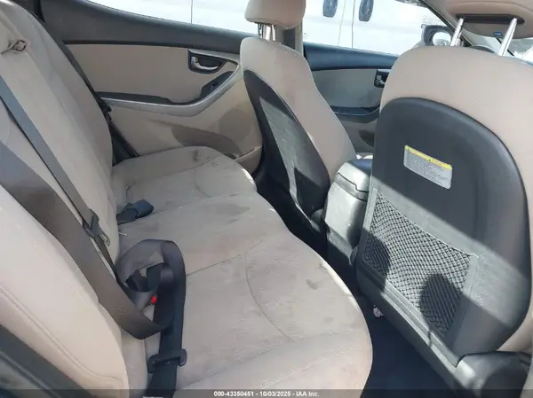 KMHDH4AE0GU492037 2016 HYUNDAI ELANTRA - Image 8