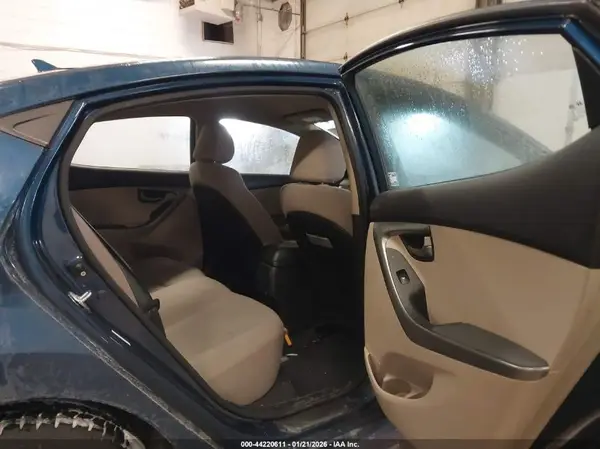 KMHDH4AE0GU500895 2016 HYUNDAI ELANTRA - Image 8