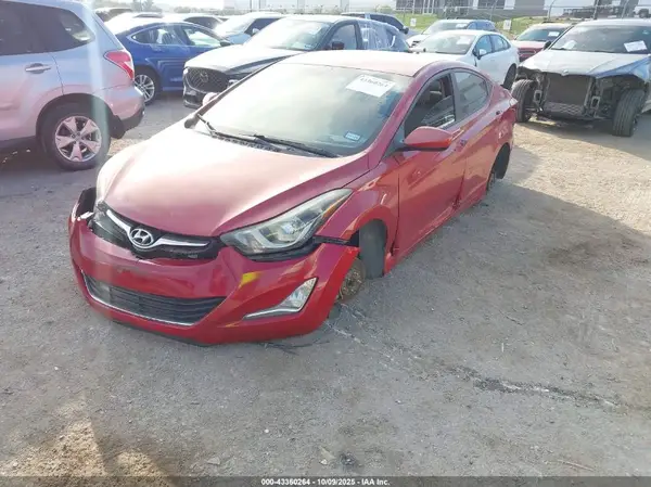 KMHDH4AE0GU503389 2016 HYUNDAI ELANTRA - Image 2