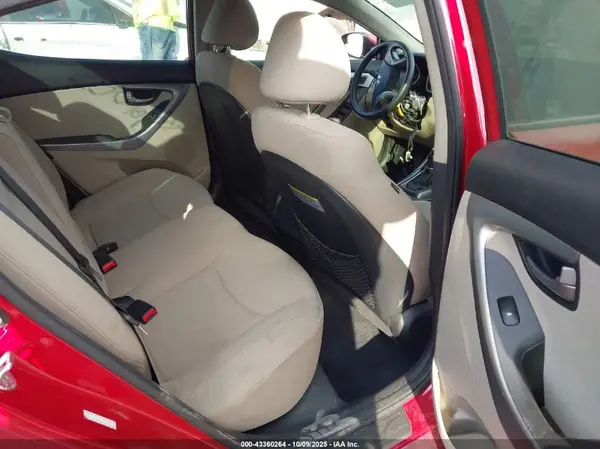 KMHDH4AE0GU503389 2016 HYUNDAI ELANTRA - Image 8