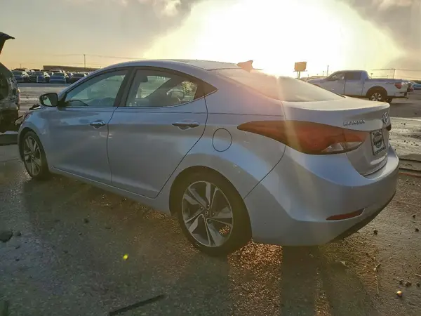 KMHDH4AE0GU512254 2016 HYUNDAI ELANTRA - Image 2