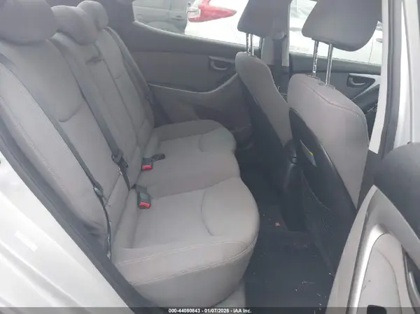 KMHDH4AE0GU519155 2016 HYUNDAI ELANTRA - Image 8
