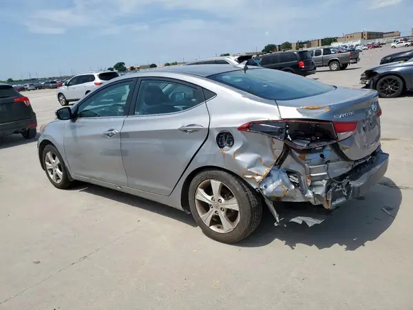 KMHDH4AE0GU520371 2016 HYUNDAI ELANTRA - Image 2