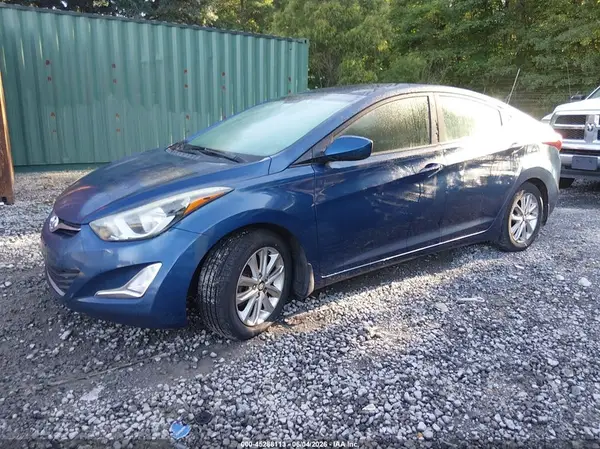 KMHDH4AE0GU520757 2016 HYUNDAI ELANTRA - Image 2