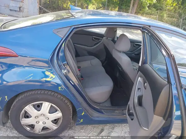 KMHDH4AE0GU525912 2016 HYUNDAI ELANTRA - Image 8