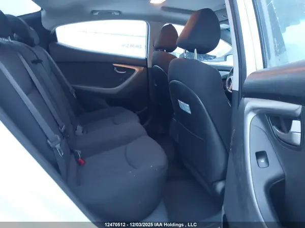 KMHDH4AE0GU528485 2016 HYUNDAI ELANTRA - Image 8