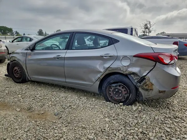 KMHDH4AE0GU531483 2016 HYUNDAI ELANTRA - Image 2