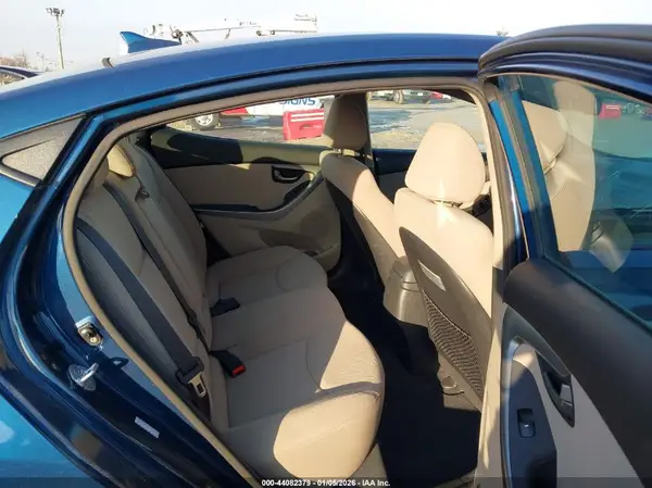KMHDH4AE0GU535503 2016 HYUNDAI ELANTRA - Image 8