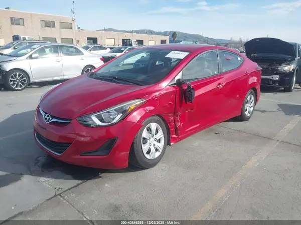 KMHDH4AE0GU542855 2016 HYUNDAI ELANTRA - Image 2