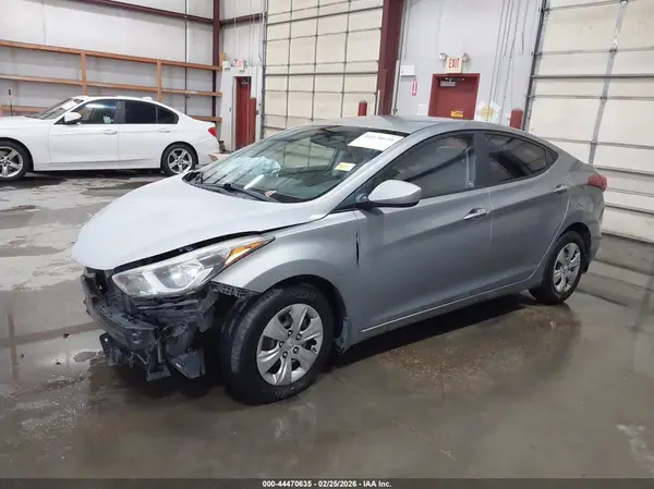 KMHDH4AE0GU542886 2016 HYUNDAI ELANTRA - Image 2