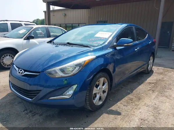 KMHDH4AE0GU564547 2016 HYUNDAI ELANTRA - Image 2
