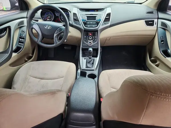 KMHDH4AE0GU573717 2016 HYUNDAI ELANTRA - Image 8