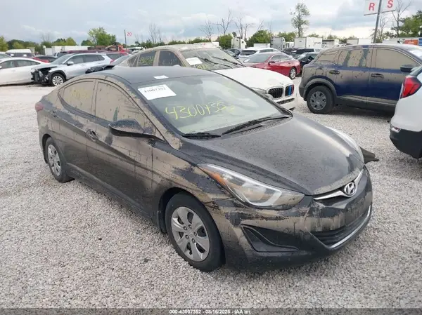 KMHDH4AE0GU575628 2016 HYUNDAI ELANTRA - Image 1