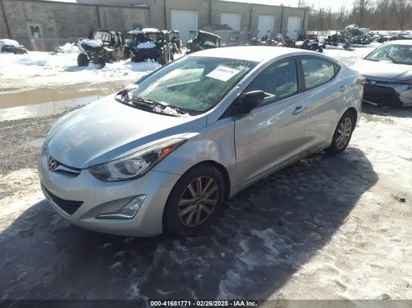 KMHDH4AE0GU576018 2016 HYUNDAI ELANTRA - Image 2