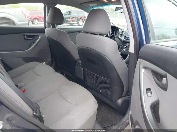KMHDH4AE0GU586774 2016 HYUNDAI ELANTRA - Image 8