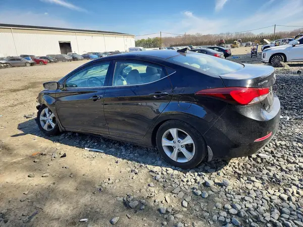 KMHDH4AE0GU587343 2016 HYUNDAI ELANTRA - Image 2