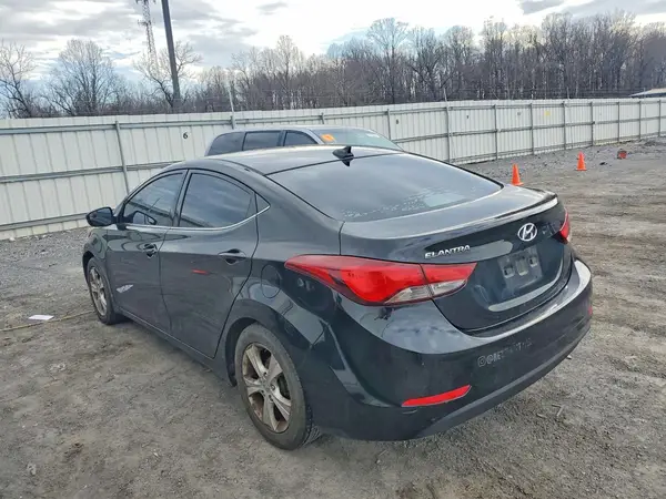 KMHDH4AE0GU592901 2016 HYUNDAI ELANTRA - Image 2