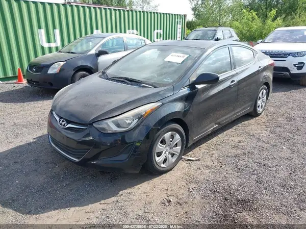 KMHDH4AE0GU599699 2016 HYUNDAI ELANTRA - Image 2