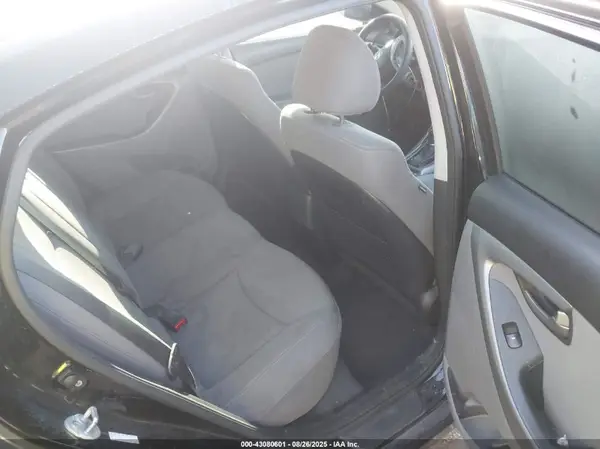 KMHDH4AE0GU604514 2016 HYUNDAI ELANTRA - Image 8