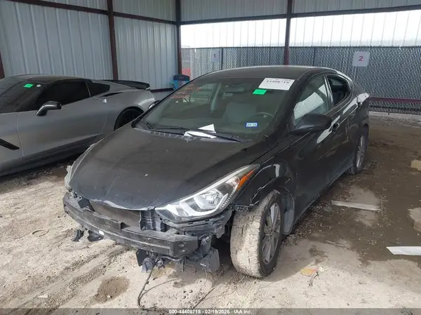 KMHDH4AE0GU606215 2016 HYUNDAI ELANTRA - Image 2