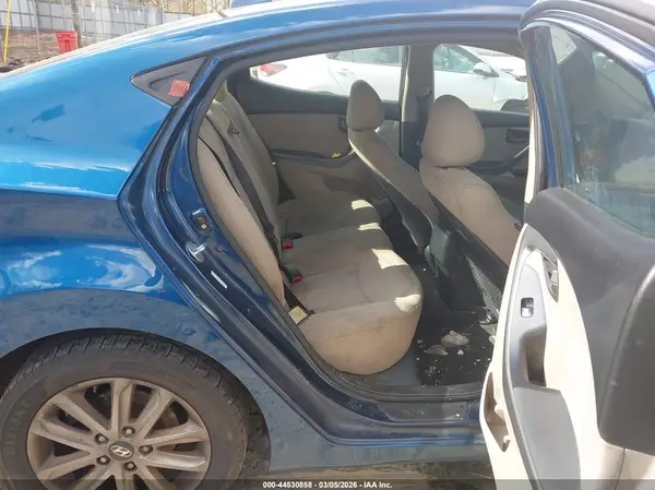 KMHDH4AE0GU621104 2016 HYUNDAI ELANTRA - Image 8