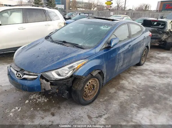 KMHDH4AE0GU627047 2016 HYUNDAI ELANTRA - Image 2