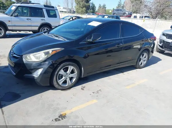 KMHDH4AE0GU635231 2016 HYUNDAI ELANTRA - Image 2