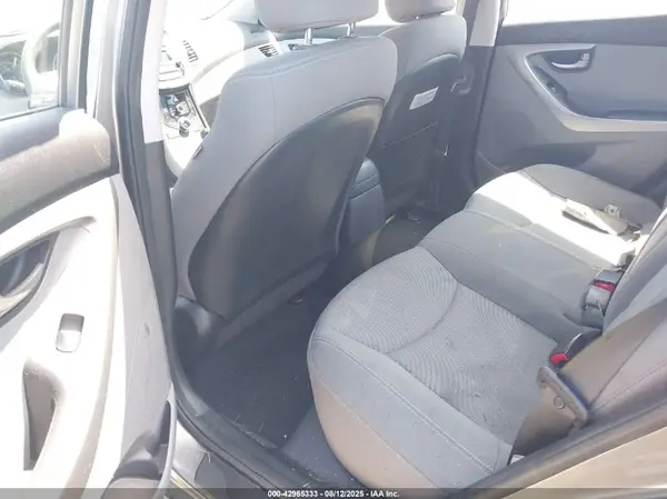 KMHDH4AE0GU642390 2016 HYUNDAI ELANTRA - Image 8