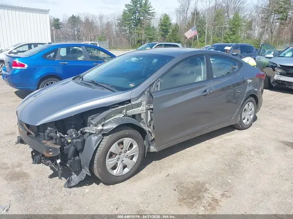 KMHDH4AE0GU645922 2016 HYUNDAI ELANTRA - Image 2