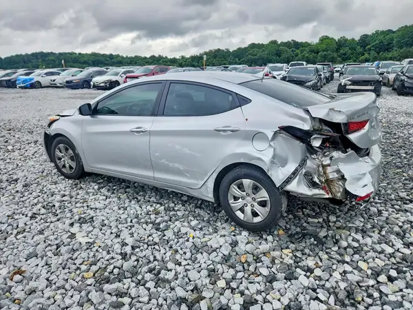 KMHDH4AE1GU483685 2016 HYUNDAI ELANTRA - Image 2