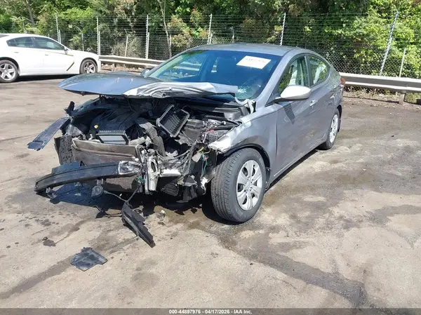 KMHDH4AE1GU486196 2016 HYUNDAI ELANTRA - Image 2