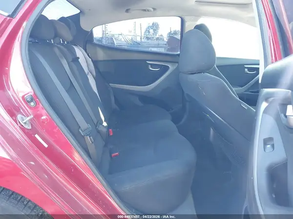 KMHDH4AE1GU486943 2016 HYUNDAI ELANTRA - Image 8