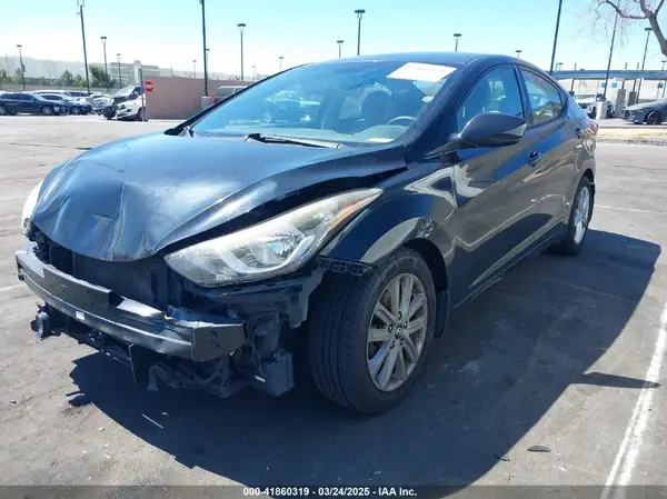 KMHDH4AE1GU490667 2016 HYUNDAI ELANTRA - Image 2