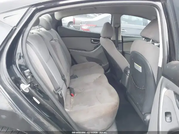 KMHDH4AE1GU490863 2016 HYUNDAI ELANTRA - Image 8