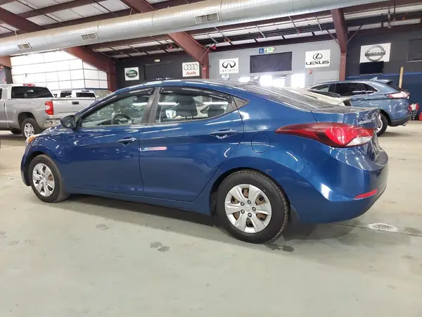 KMHDH4AE1GU492614 2016 HYUNDAI ELANTRA - Image 2
