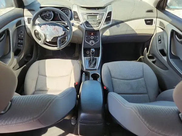 KMHDH4AE1GU492855 2016 HYUNDAI ELANTRA - Image 8