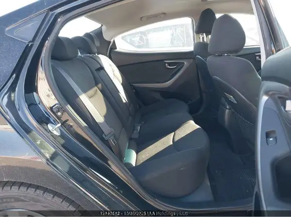 KMHDH4AE1GU497411 2016 HYUNDAI ELANTRA - Image 8
